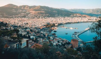 Antalya Alanya’da 5,5 Milyon TL Değerinde 2.332 Metrekare Tarla Mahkemeden Satışa Çıkarıldı