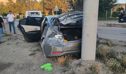 Isparta'da takla atan otomobilde 2 kişi yaralandı!
