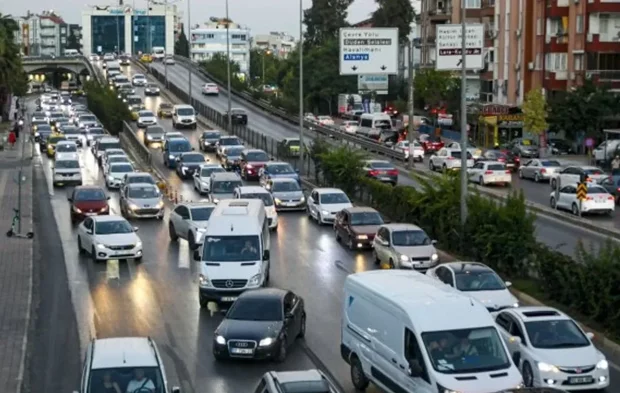 Antalya'da yolların en kötü olduğu ilçeler belli oldu!