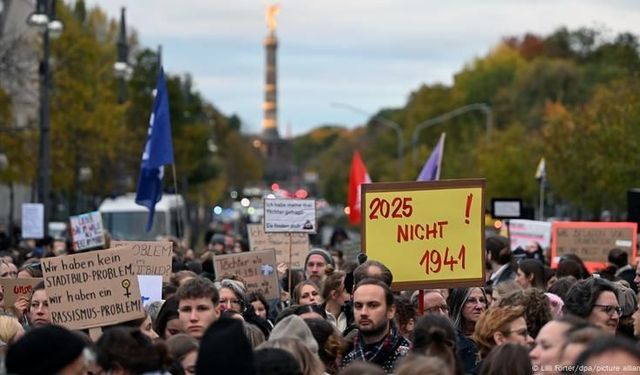 Almanya Başbakanı Merz söylediği sözler nedeniyle protesto edildi