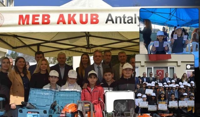Antalya Aksu’da ‘Sağlık Elçisi’ belgeleri teslim edildi