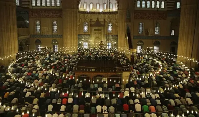 Antalya bayram namazı saat kaçta?