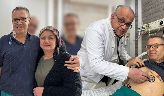 Antalya'da bir ilk: Kalbinde bu yöntemle üç damar değişimi yapıldı