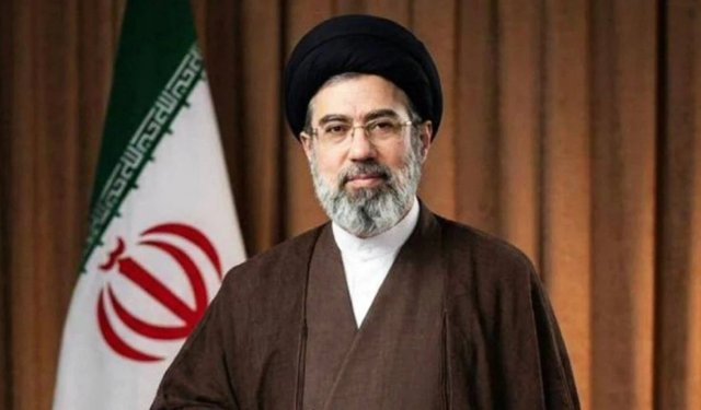 İran’ın yeni liderinden açıklamalar: "Hürmüz kapatılmaya devam edecek"