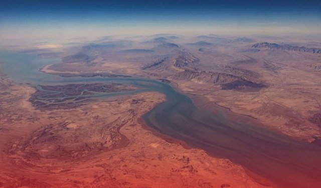 İran Hürmüz Boğazı'nı açtığını duyurdu!