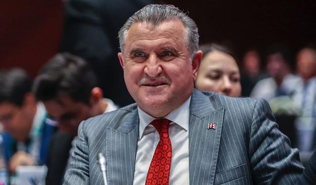 Gençlik ve Spor Bakanı'ndan olay olan sözler: "Şampiyon Cimbom için"