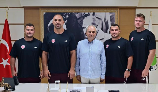 Kepez’in pehlivanları Kırkpınar’a uğurlandı!