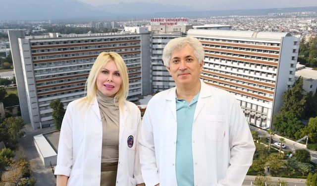 Tıp tarihinde yeni bir sayfa! Antalya'da 3. rahim nakli başladı