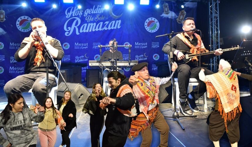 Kepez'de ''Yörük Ateşi'' yandı!