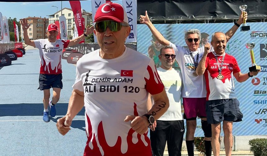 Antalyalı 'Demir adam' tarih yazdı: Ali Bıdı Türkiye Kupası'nın sahibi oldu