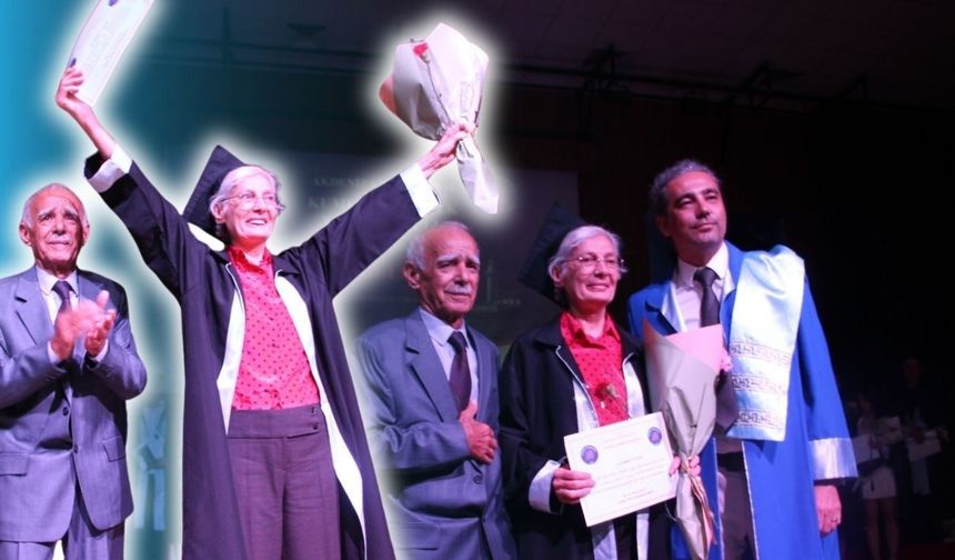Antalya'da 70 yaşındaki anneye profesör oğlundan diploma!