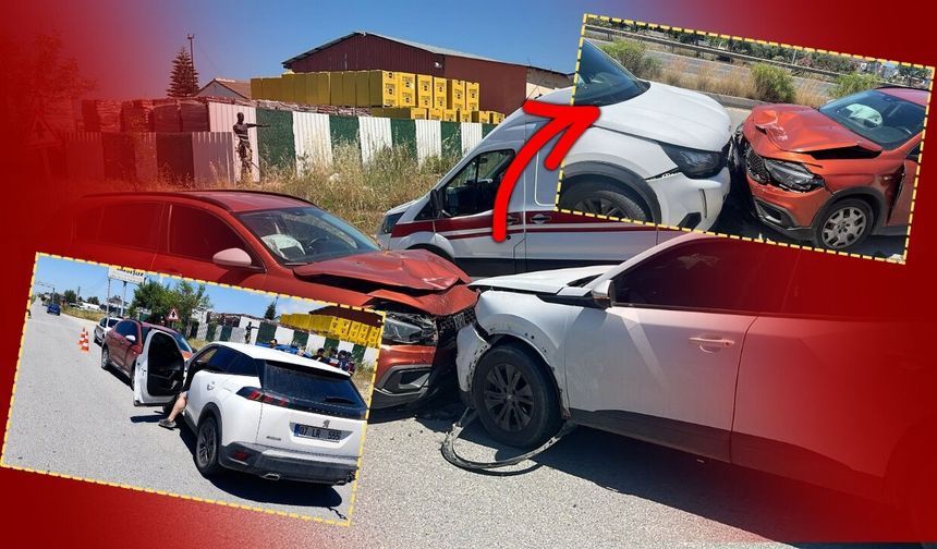 Antalya'da kafa kafaya çarpıştılar! Ehliyetsiz ve alkollü sürücüye 105 bin TL ceza