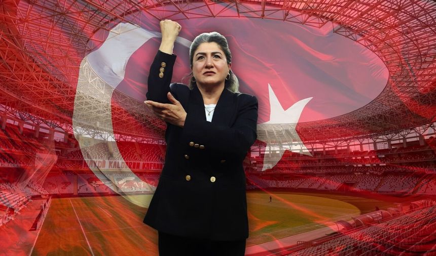 Antalyaspor maçında İstiklal Marşı işaret diliyle okundu!