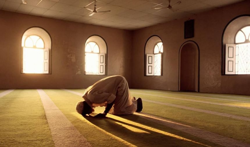 Antalya’da 11 Mayıs Namaz Vakitleri Belli Oldu: İşte Günün Ezan Saatleri