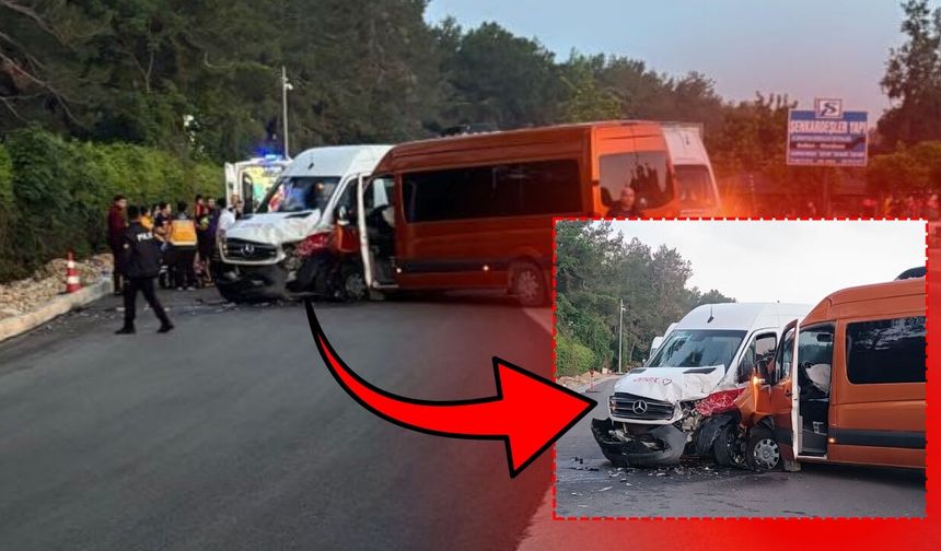 Antalya’da tur minibüsleri çarpıştı: 13 yaralı!