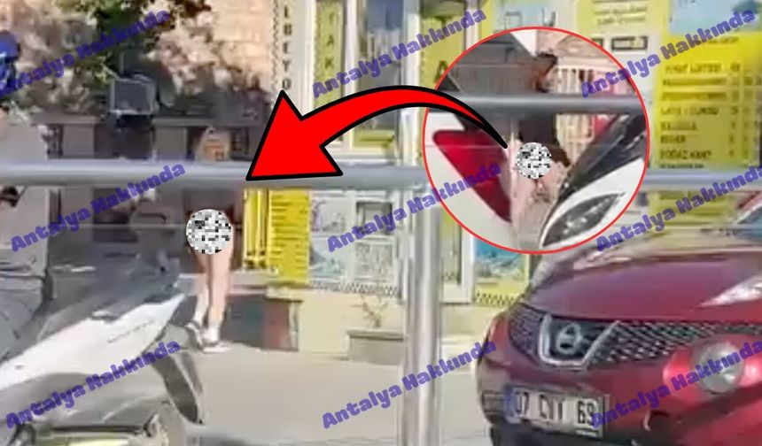 Antalya’da bir kadın tangayla sokakta yürüdü!