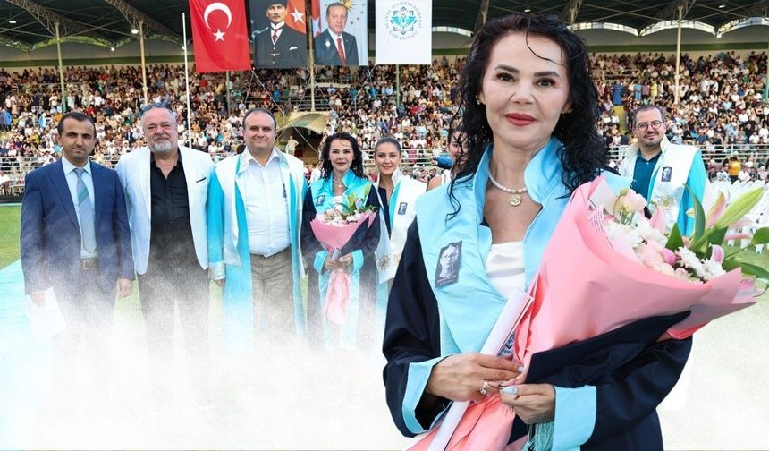 ALKÜ'de mucize mezuniyet: 50 yaşındaki annenin mezun olduğu gün kızı kanseri yendi
