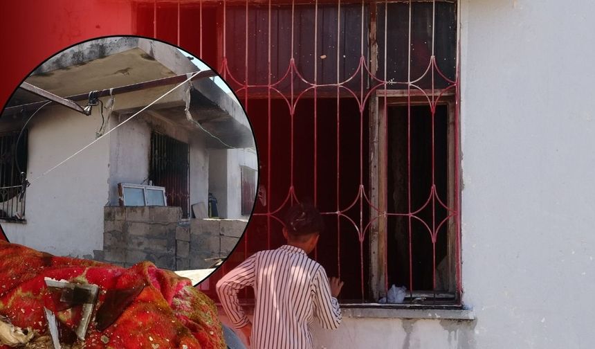 Antalya'da gizemli olay! Aynı kişiye ait iki ev aynı anda alev aldı