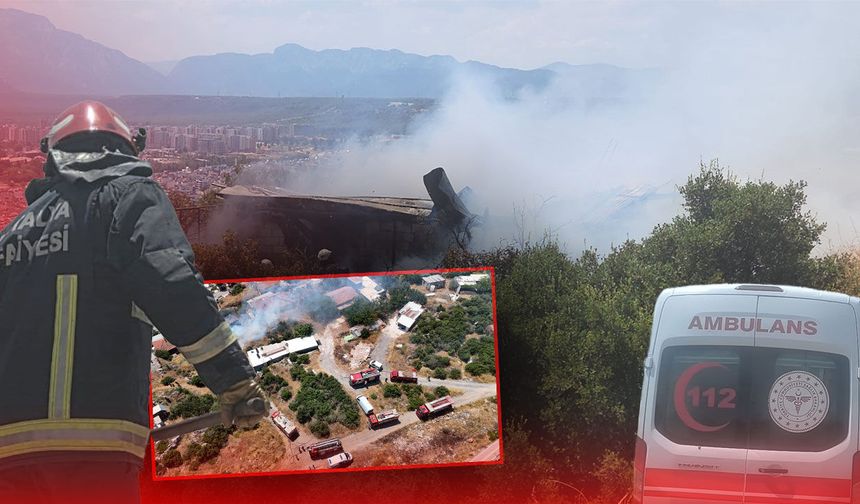 Antalya'da siyah dumanlar korkuttu: Barakada çıkan yangın kontrol altında!