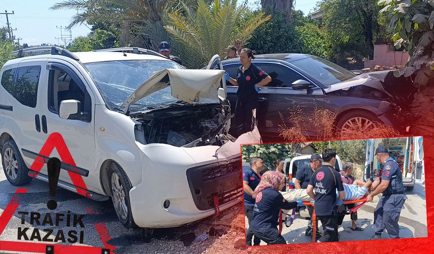 Antalya'da kafa kafaya çarpıştılar: Sürücü yaralandı