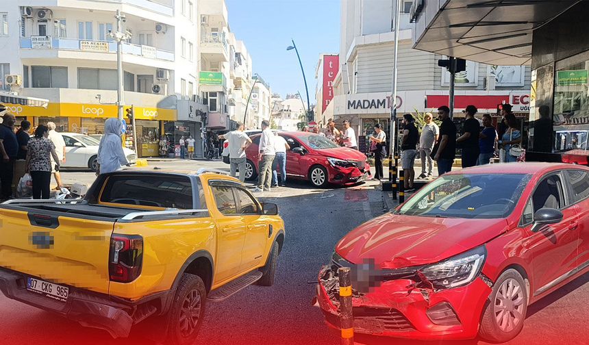 Antalya'da kırmızı ışık ihlali kazaya neden oldu: O anlar kamerada!
