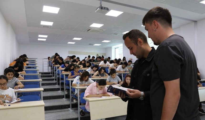 ALKÜ 2026 yılında 2 bin 806 yeni öğrenciye kapılarını açıyor