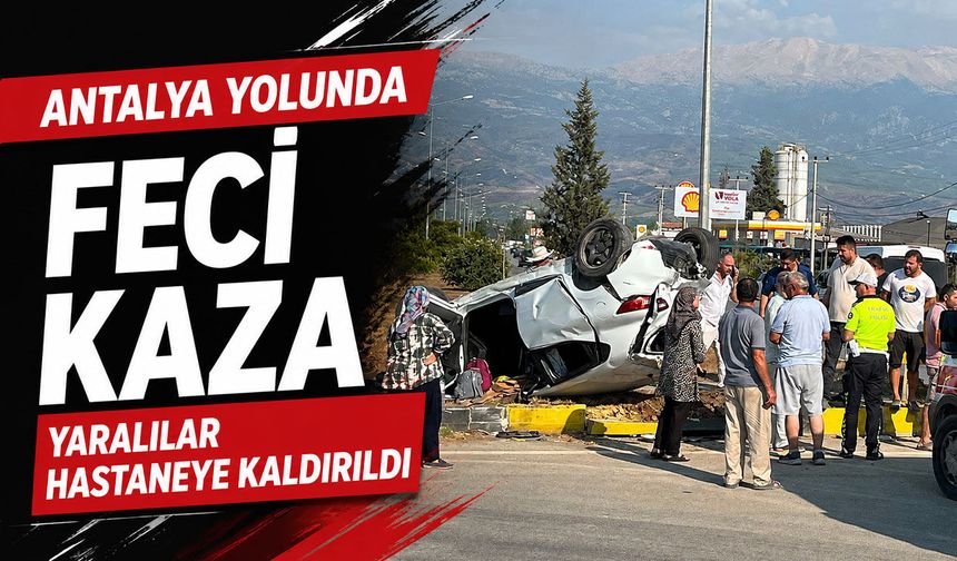 Antalya yolunda TIR ile otomobil çarpıştı: 4 yaralı